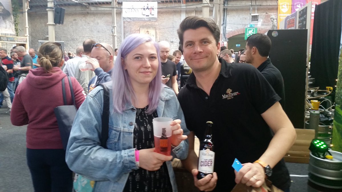 Keegan1Andrew's tweet photo. #beetfest @Keegan1Andrew  At the beer fest Dublin talking to cider brewer Mc Ivor. Really nice cider. https://t.co/ihbVMEssMq
