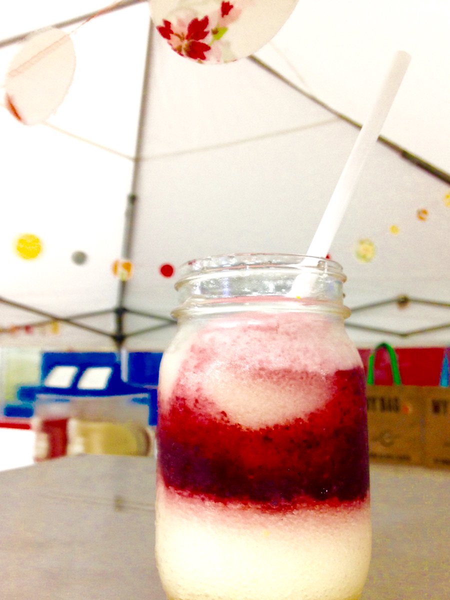 madeinmoontown's tweet photo. Quench your thirst with Moontown's all natural slush @FreshAirFood2 Shipyards Landing in @TownBridgewater 4 p.m https://t.co/IlkHc2pxyB