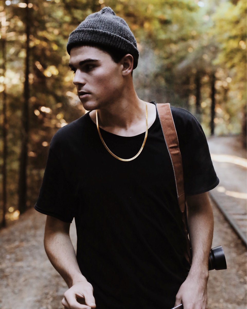 AlexCheap's tweet image. 