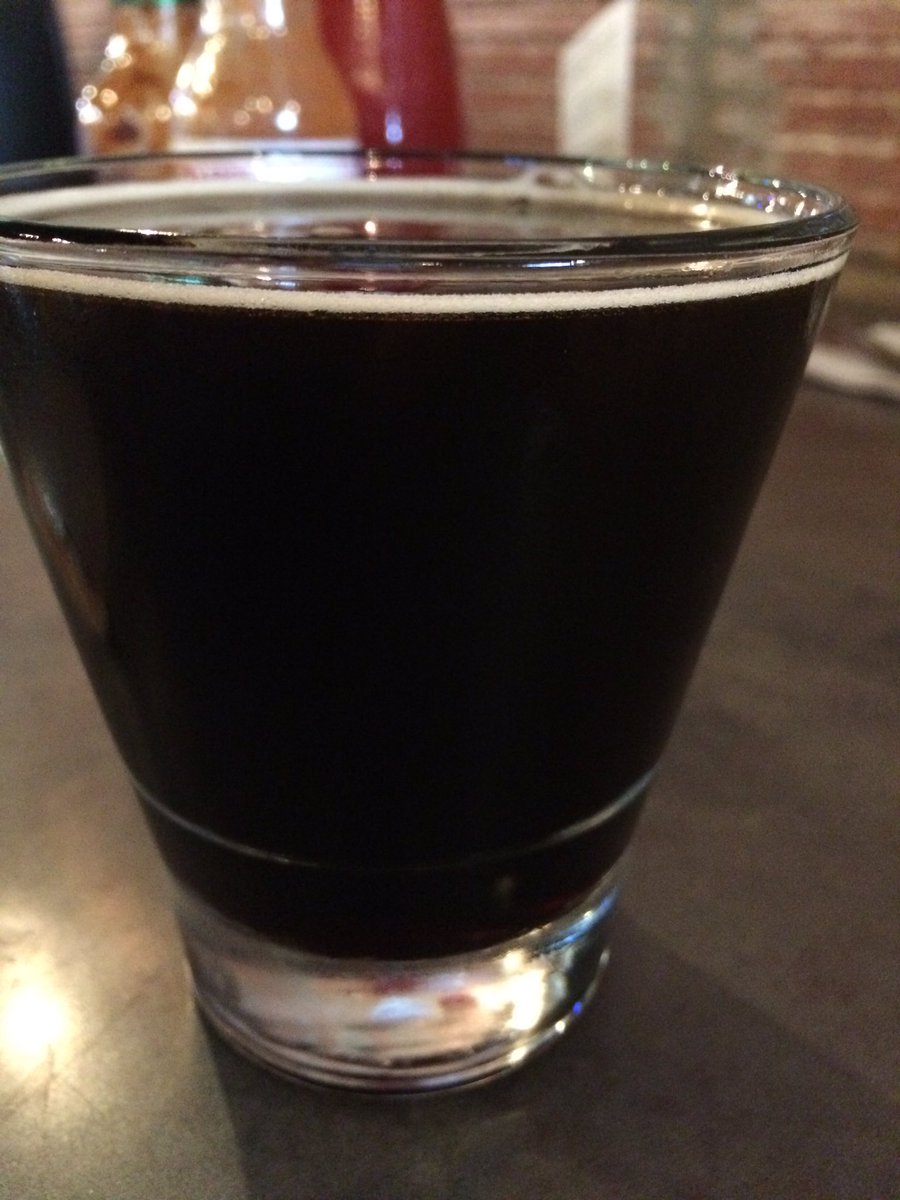 SteveKubota's tweet photo. @hmgivingsoul #Deschutes #ReserveSeries 11.5% #Porter @DeschutesBeer @TrainWreckBar #BurlingtonWA 🍺🍻 #CraftBeer https://t.co/fXBvnIzkUV