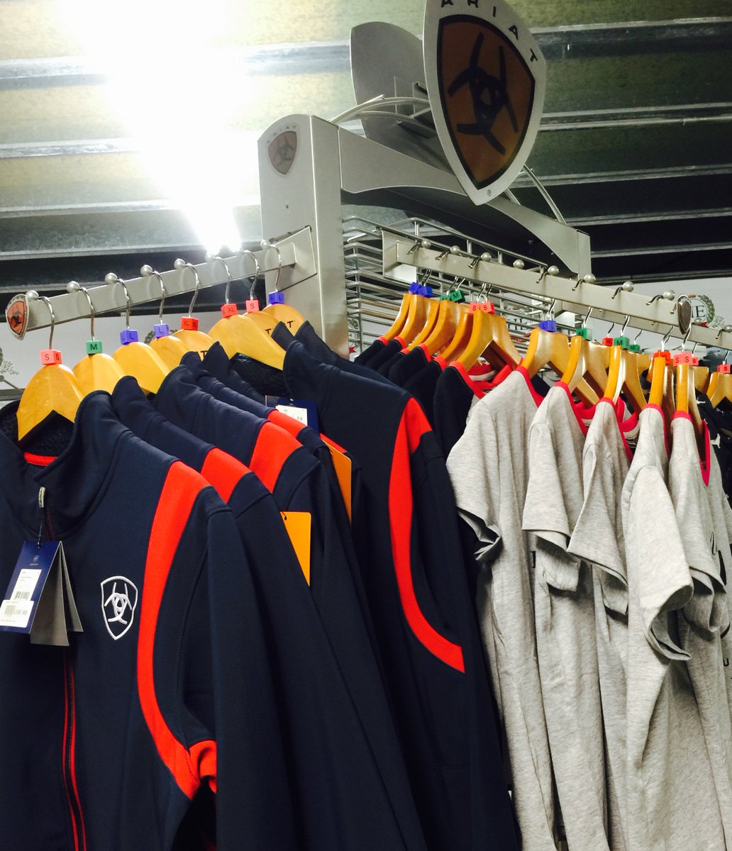 HarleyEquest's tweet image. Great collection of @AriatEurope clothing here at Harley, a must have this Autumn/Winter  #equestrian