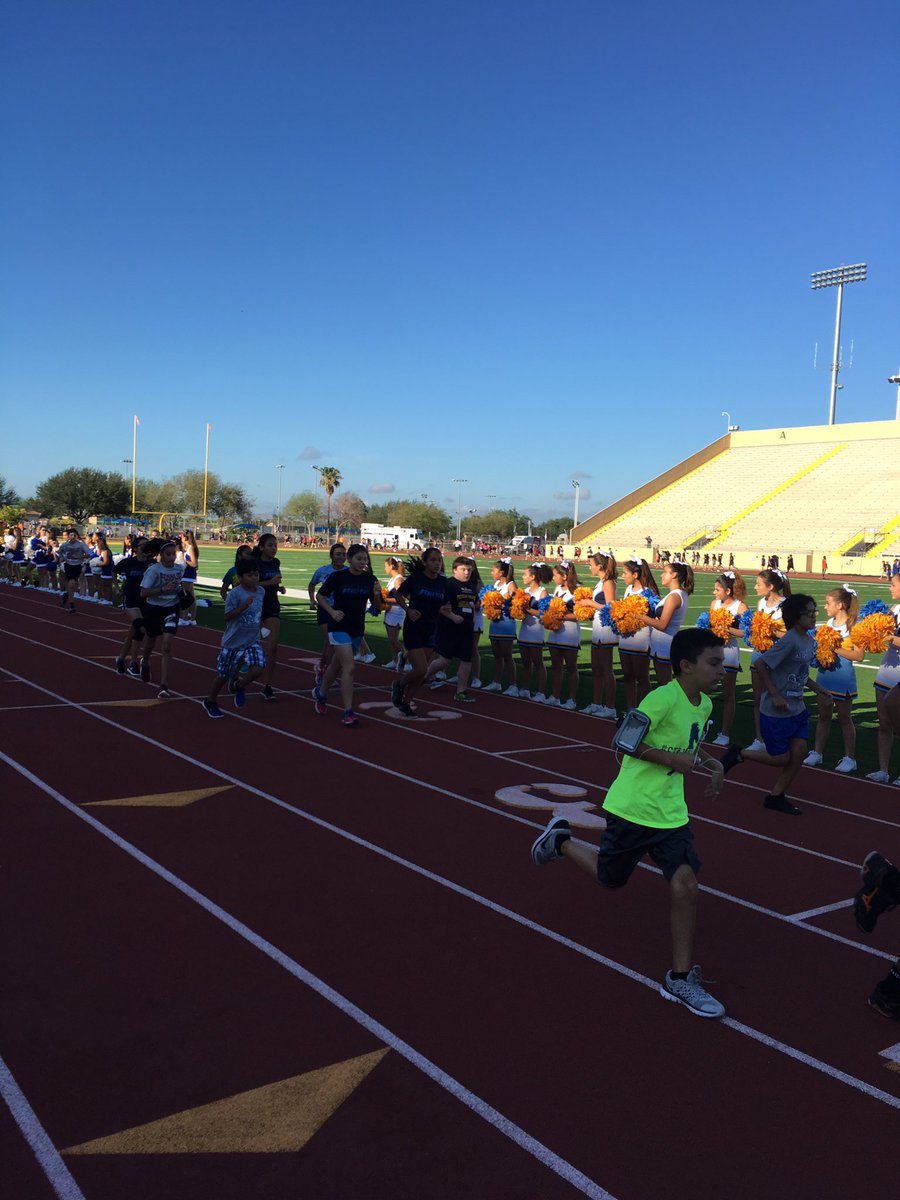 CoachMv23's tweet photo. #LetsMoveMcAllen @bmsdobies @McAllenISD https://t.co/CbmW12mU7f