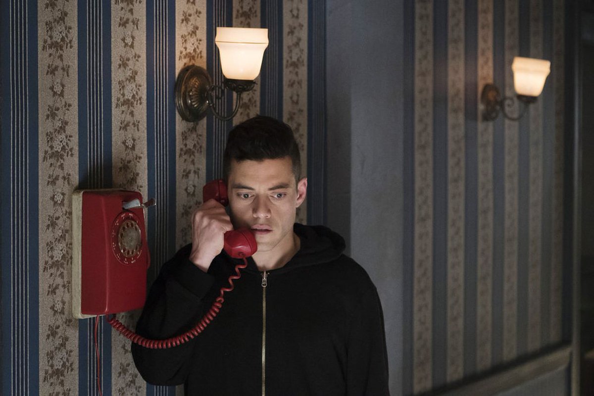 BostInno's tweet photo. This Boston startup got the perfect product placement on #MrRobot https://t.co/eM6MiZnCOI https://t.co/aDIMByslbi