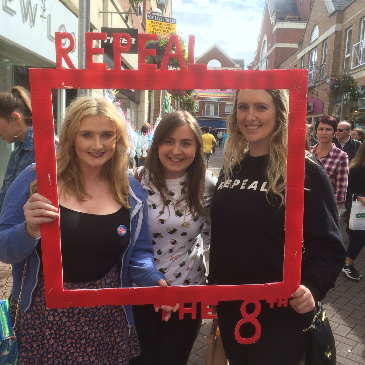 RepealThe8thLMK's tweet photo. @RepealThe8thLMK More photos from today's Repeal Day of Action in Lmk #repealthe8th #womencantwait #freesafelegal https://t.co/PwjyTPZCPw