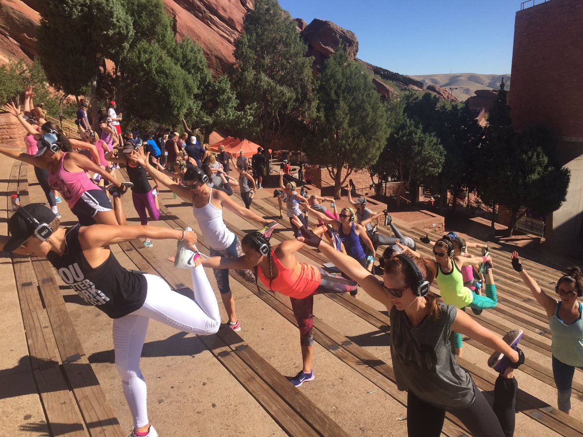 soundoffdenver's tweet photo. Hot Mamas x Sound Off Colorado. #soundoffcolorado #hotmamasworkout #soundoffexperience https://t.co/I5gHu6oBIJ