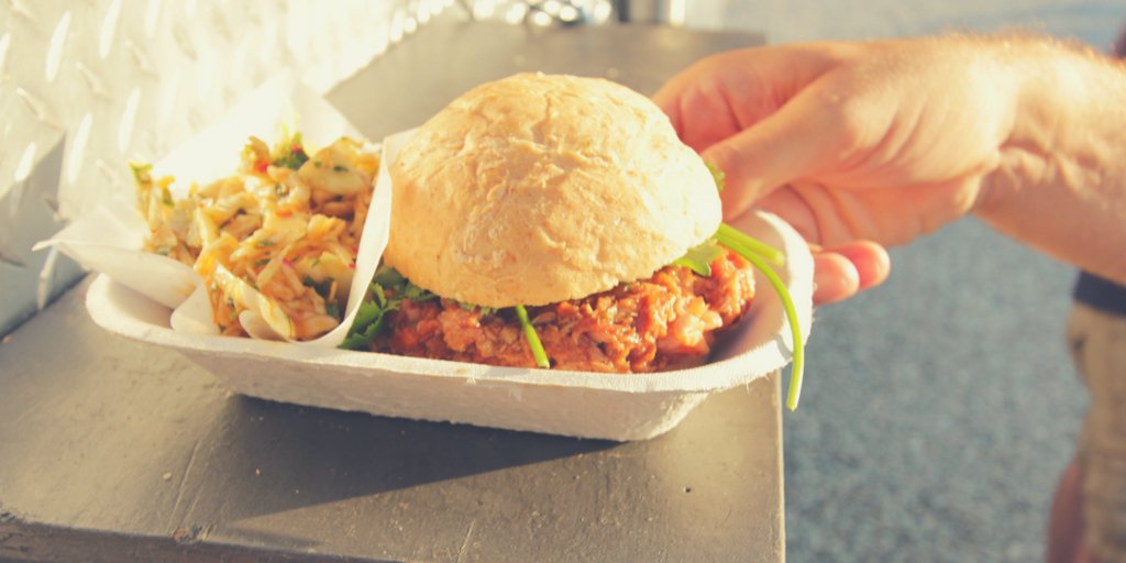 somepigseattle's tweet photo. Find us at the Issaquah Farmer's Market today from 9am-2pm! https://t.co/iM95vgF2JP