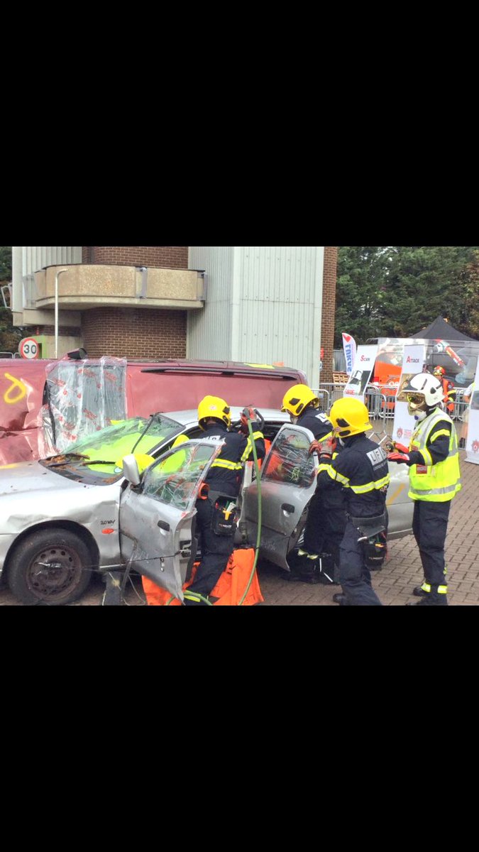 uknip247's tweet photo. RT OfficialExLFB: A picture captured of our standard scenario yesterday #teamlondon #UKRO2016 https://t.co/es1DtRfKeh