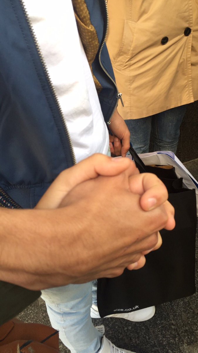 aleftalan's tweet photo. Dejare este Tweet fijado hasta tener unas fotos hací con @soyalannavarro https://t.co/NH3kmq2aIx