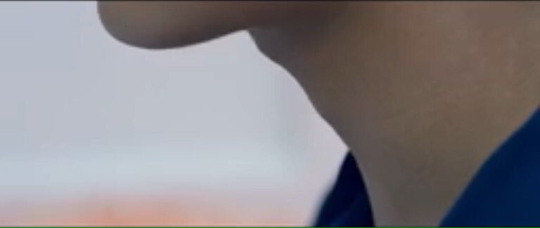 Doflaminghugo's tweet photo. My theory; they all were hungry and then eat snickers, make sense? #WINGS #BTS #JHOPE #MAMA #WINGS6 https://t.co/PuRSYgjzwD