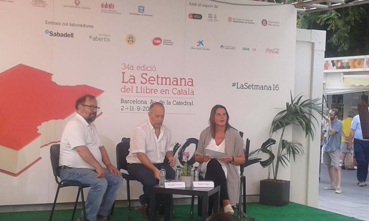Ed_Calligraf's tweet photo. Presentant els Poemes de Kavafis en traduccio de Carles Riba i nova edició d'Eusebi Ayensa a @LaSetmana https://t.co/7wB0wcuoB0