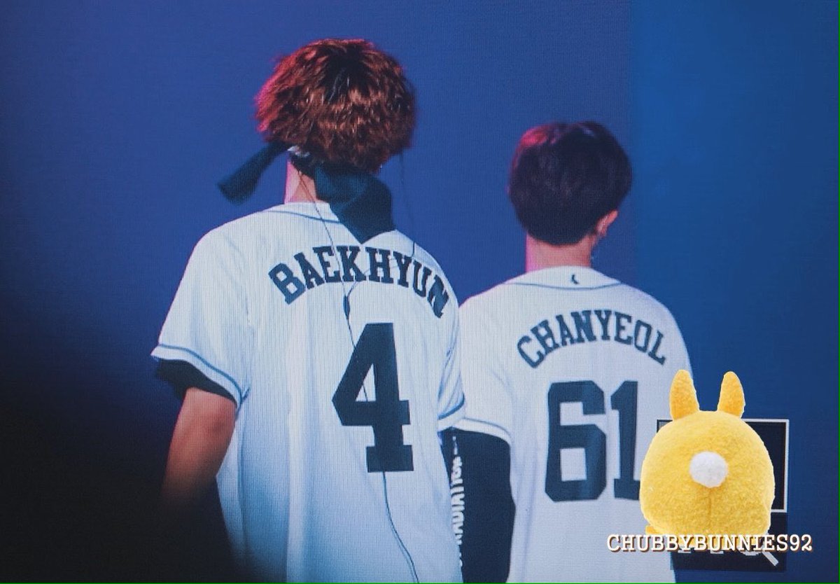 Cheri_Yan's tweet photo. 160910 ชานแบค 4 + 61 💘 (cr: chubbybunnies92) #EXOrDIUMinBKK https://t.co/RZowX06CcQ