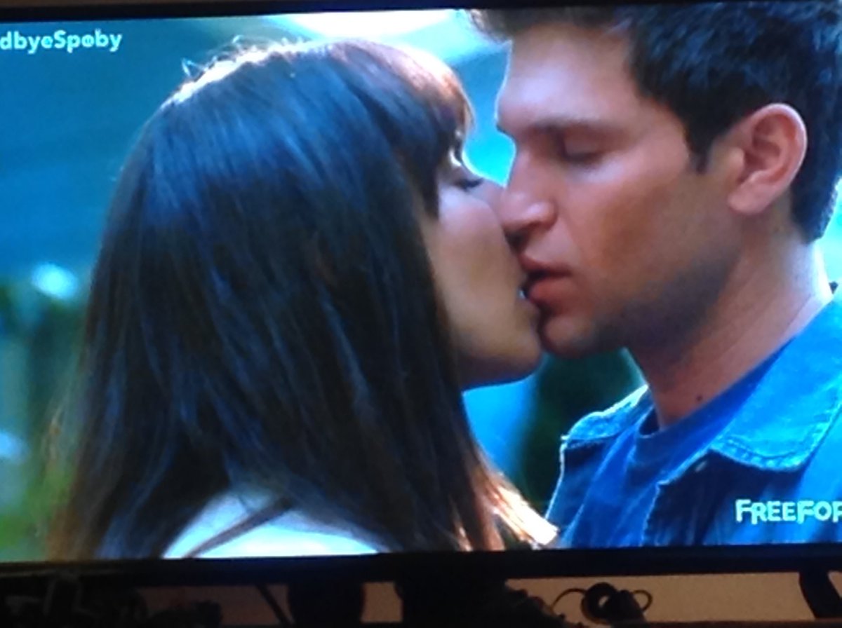 PLL_is_for_life's tweet photo. This is what I do on my Saturday's #goodbyespoby #HalebForever #Emison @PLLTVSeries https://t.co/qE0tKnEUEc