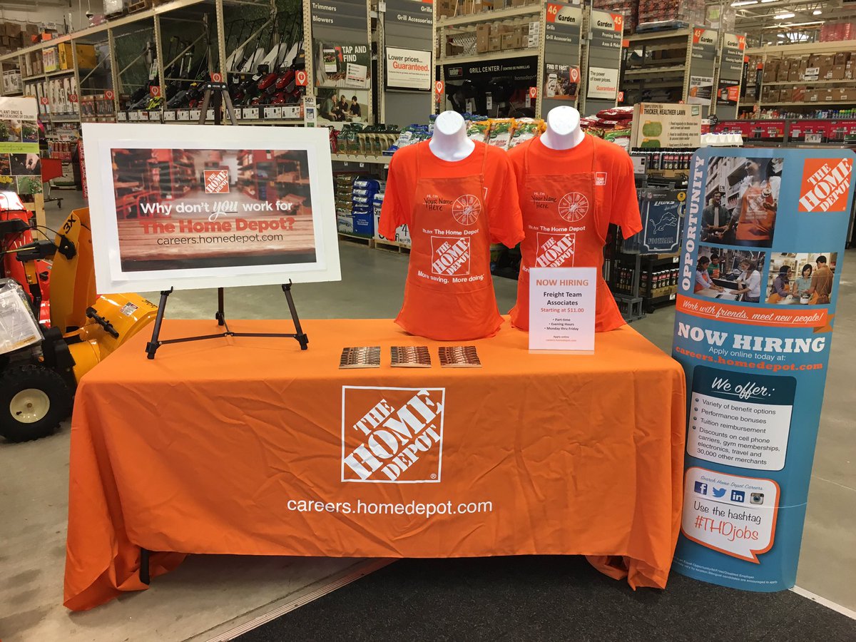 jen6470's tweet photo. 🗣2780 is hiring Freight Team Associates!📦💪🏼🍊#FeelsLikeSpring #FallHiring #THDjobs #E2E @troyer_paige @ErinJelley https://t.co/TwKCDsj3bz