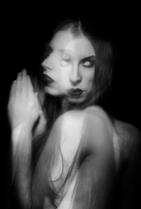 luna_lusy's tweet photo. @DeannGoss @KittKa_Wo @75Kisame @UndeclaredFreak @vampit1 @AAcidland @darkcutie25 @CindyFVK @MidnightManwell https://t.co/wEU4XeDlOy