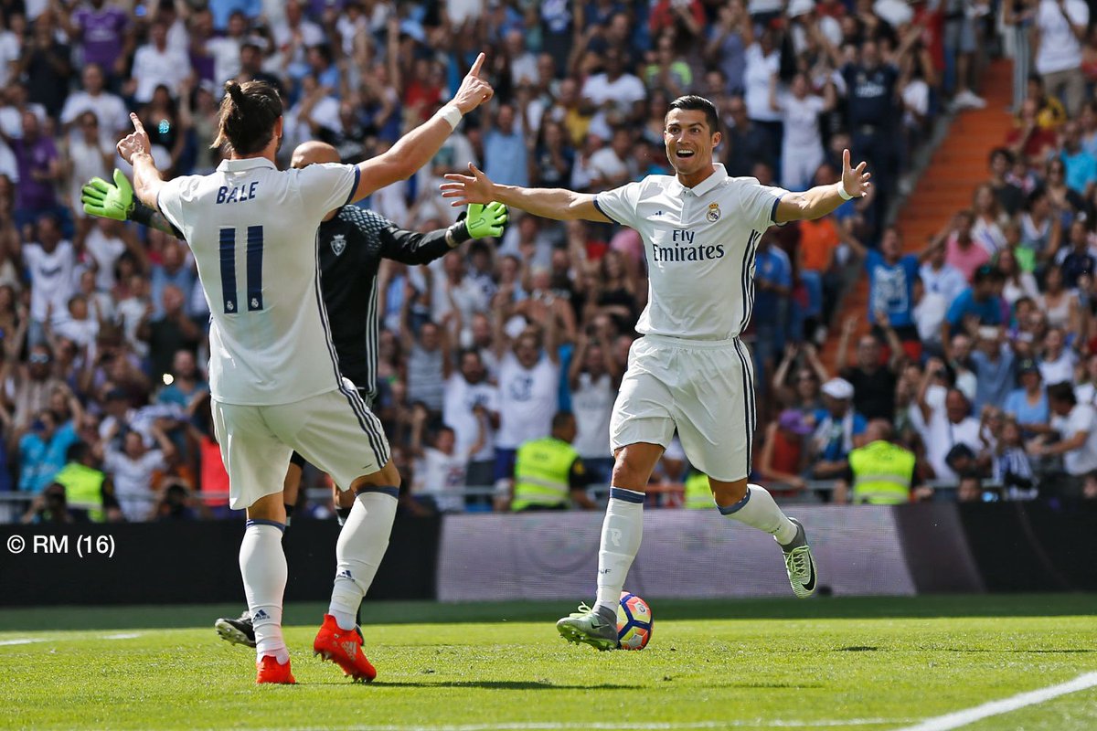 5-2: El Real Madrid golea y suma la decimoquinta victoria seguida en Liga 💪⚽️

bit.ly/2c01DaO

#RMLiga