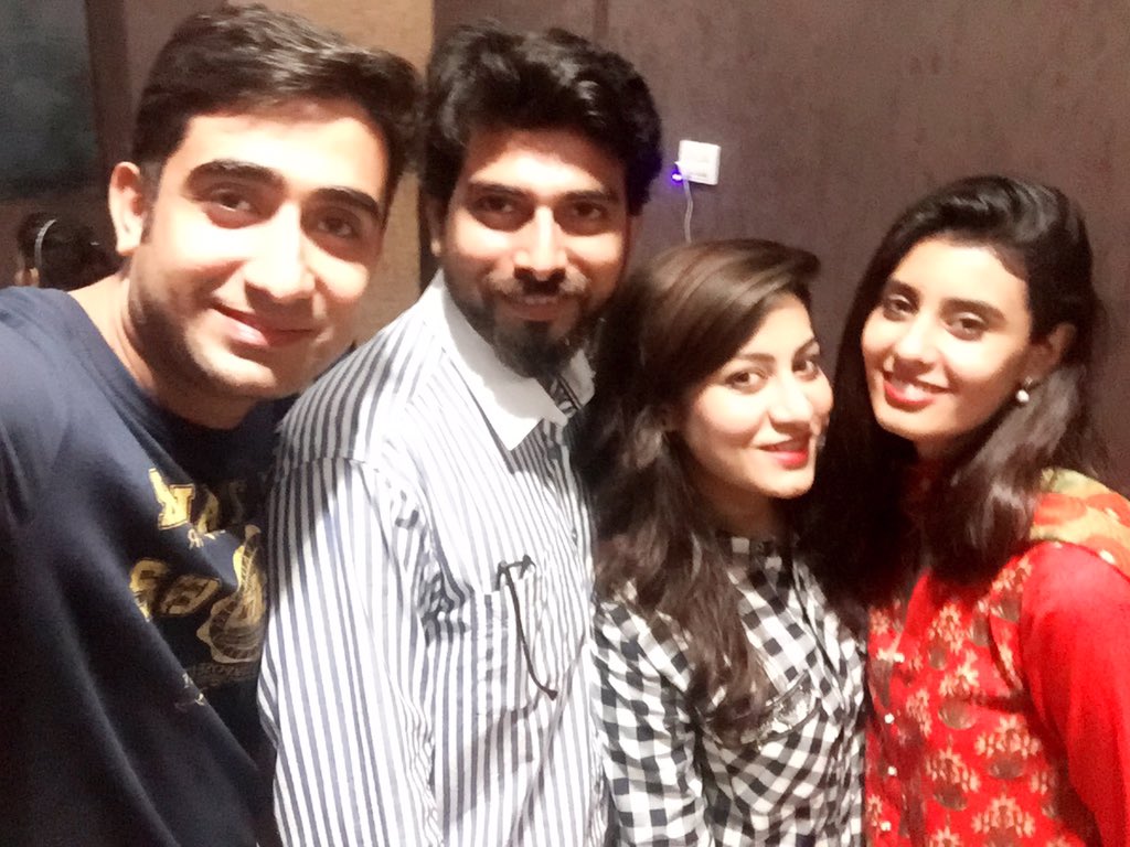 AddaApna's tweet photo. CEO with friends and family #ApnaAdda https://t.co/SFp0uNTYke