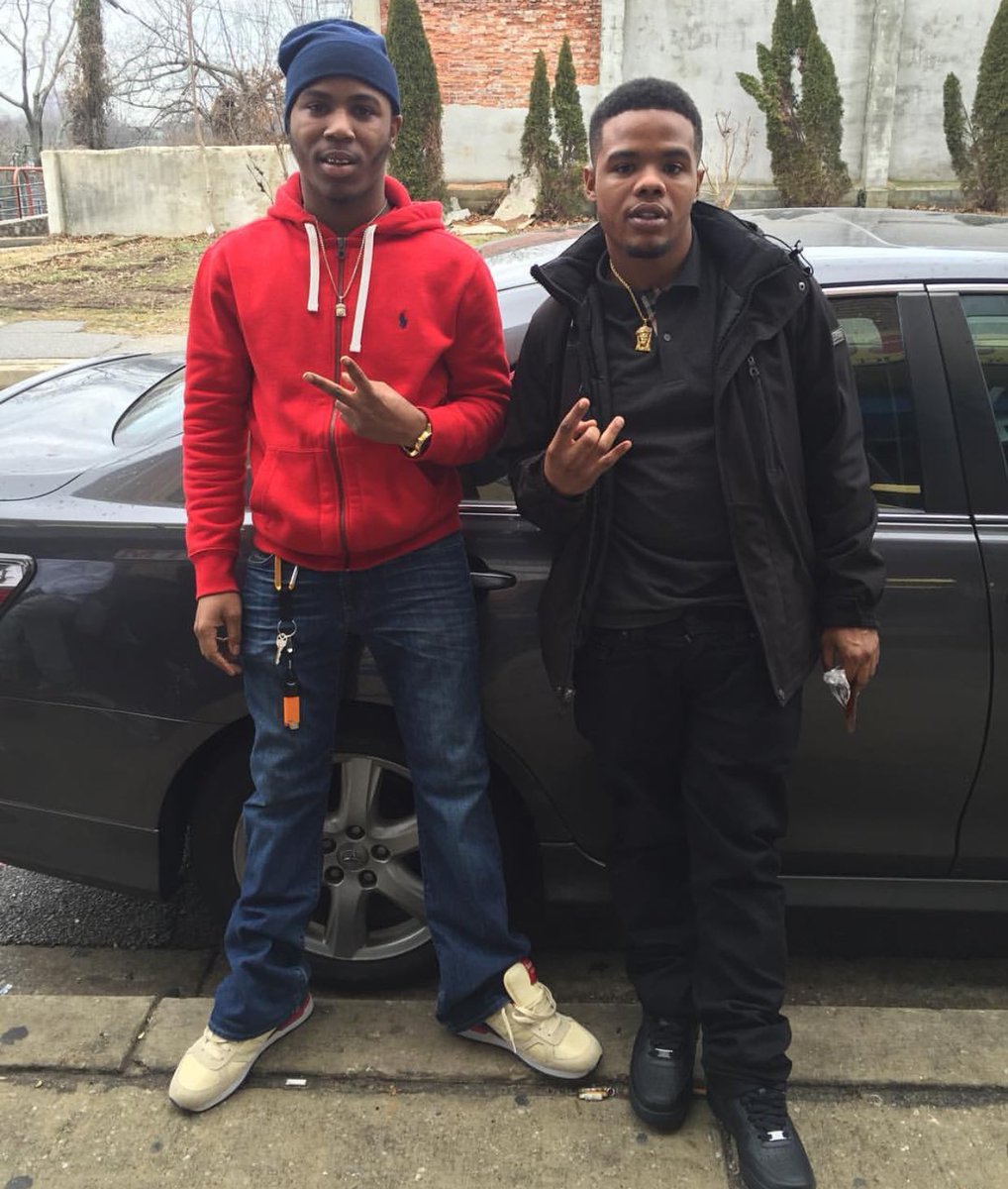 CardoThaDon's tweet photo. I'm killing a nigga he play Wit my brother💯💉 Our mother gave birth to some Souljas✊🏾😈 https://t.co/kX8xpllDm7