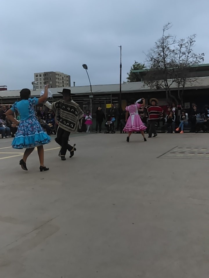 ColFdo's tweet photo. #Fiestadelachilenidad 
Acá estamos!
#felices
@quilpueciudad @Vergara_F @DameleG @itus30 https://t.co/3DexPmT3Ww