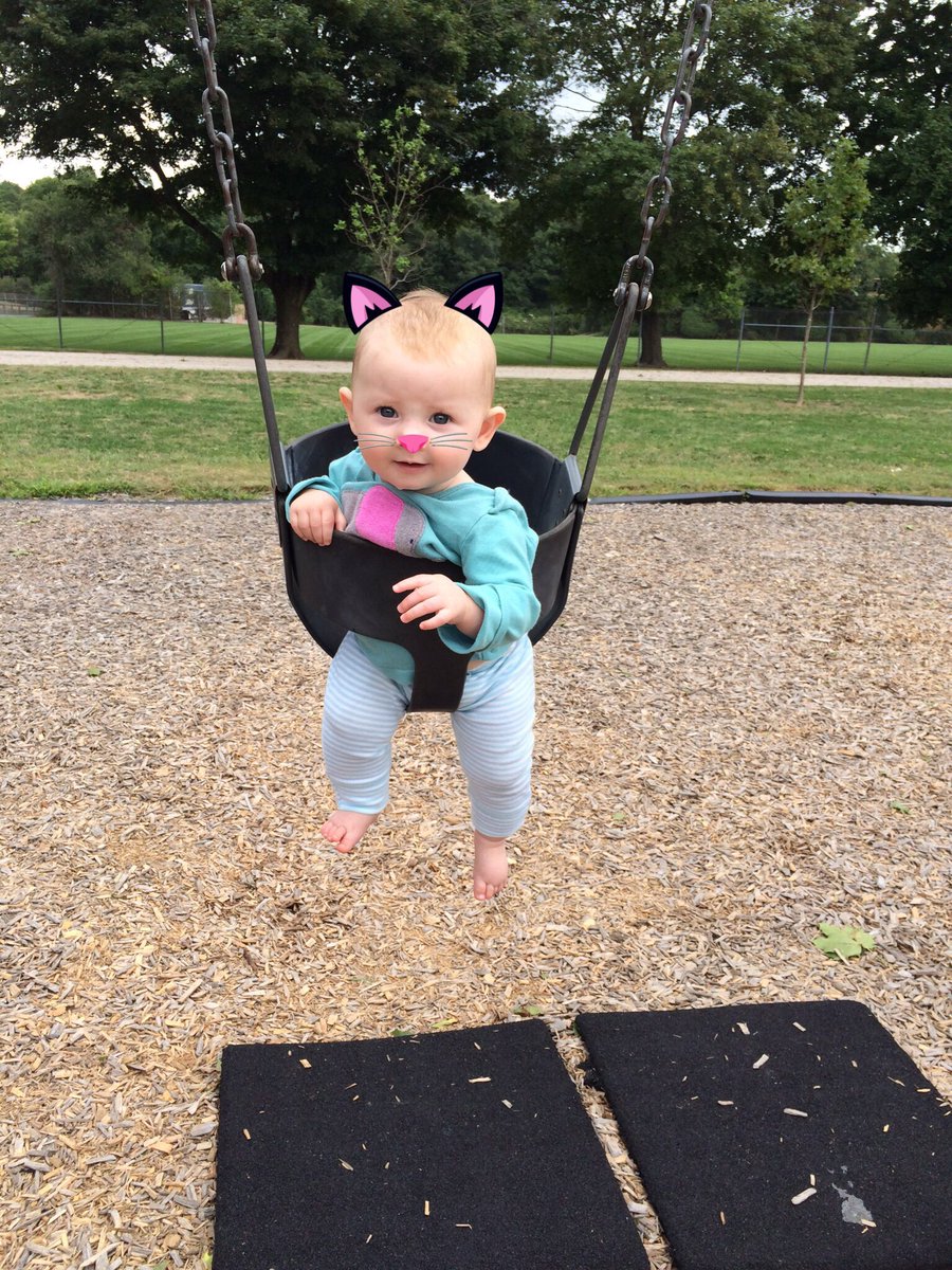 HipToHeart's tweet photo. #swingingintofall #harperperry https://t.co/KOPLAlvdwI