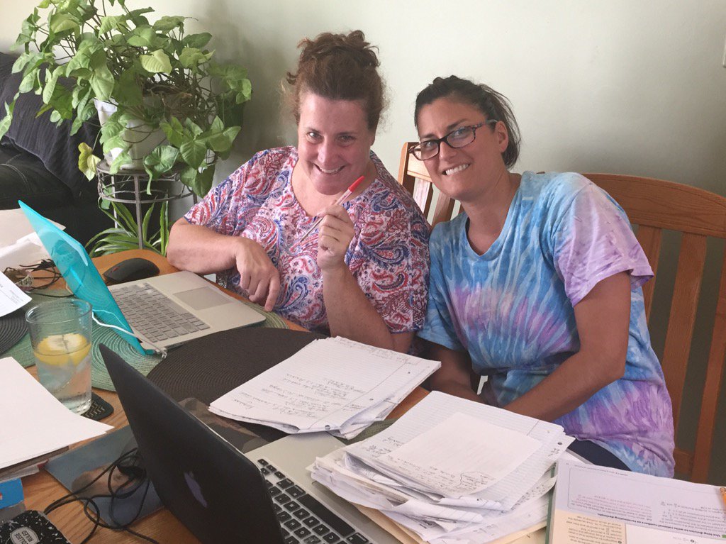 MsHillMMS's tweet image. Once again...the weekend working nerds! #OnceACard