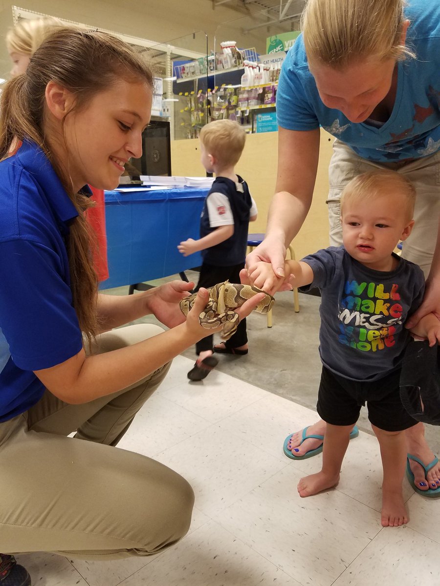 Petsmart1078's tweet photo. Meet The Pets Event!! 12-4 Today! Still time to stop on in! @CraigZ_petm @cpaulchuck3 @MillerStamiller https://t.co/qs8sJ4c0dh