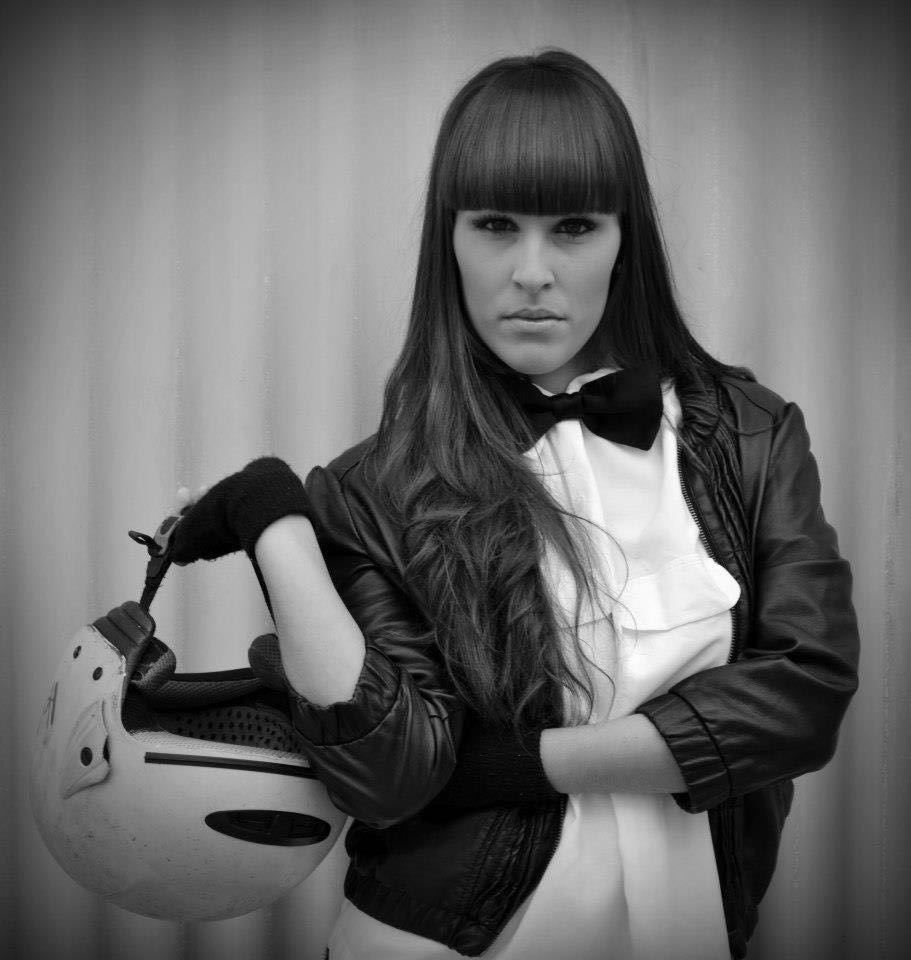 musicallamovida's tweet image. Hoy les queremos presentar a la nueva componente de La Movida.
Ella es Tazirga Sanchez, que llega pisando muy fuerte