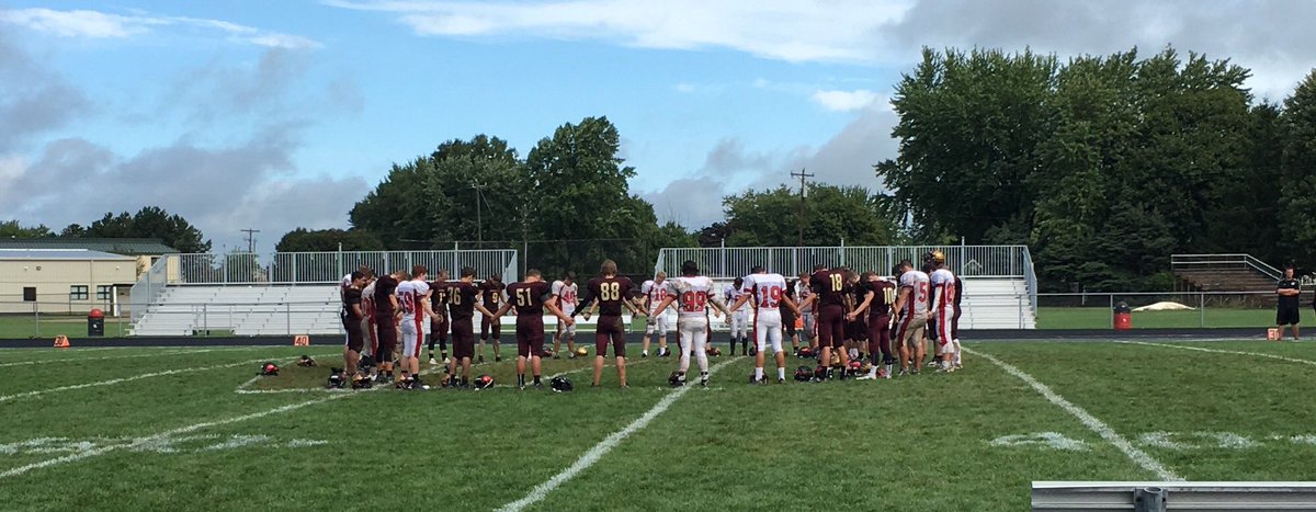superj08's tweet photo. #FootballisFamily #PrayForDekalb https://t.co/gzHJIUKQG6