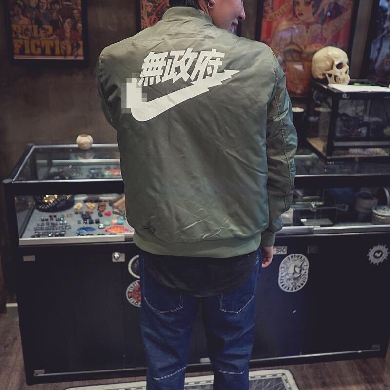 AshBraque's tweet photo. RT if you like these vibes bomber 

jackets. #ThreadTrend 💕

50 left in stock 🙏🏽

Shop : https://t.co/zccqZDidnN https://t.co/GwXHadaVhw