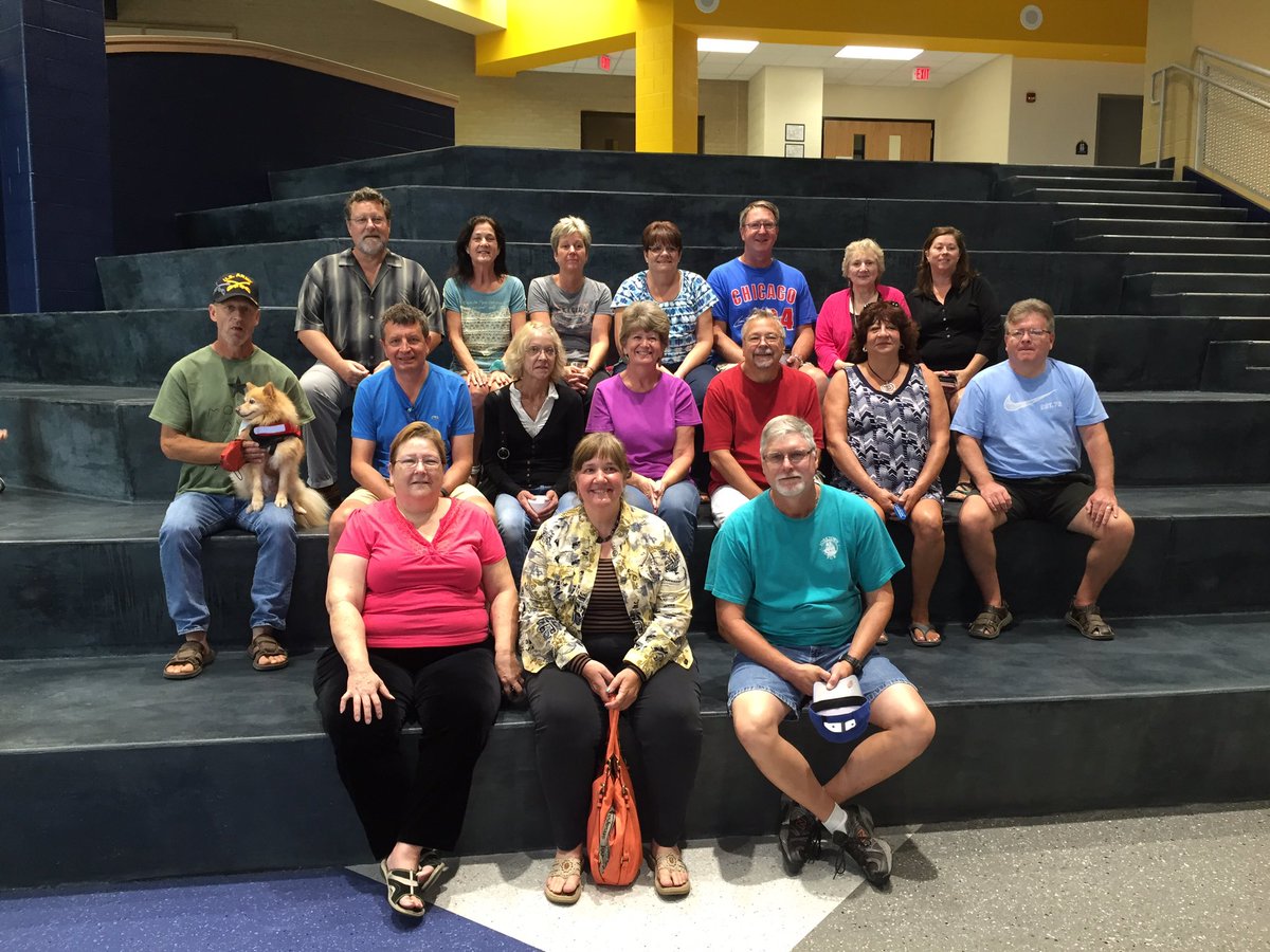 rlascusd116's tweet photo. Welcome home Class of 1976! Hope you enjoyed the tour! @RLHSPanthers #ClassOf1976 https://t.co/I070mUChjN