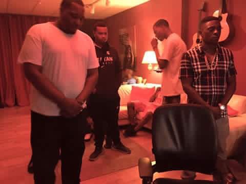ChoppsTV's tweet photo. Team work makes the dream work. 💼💯 #working #LilBoosieBadAzz https://t.co/TOkHhgKI5Y
