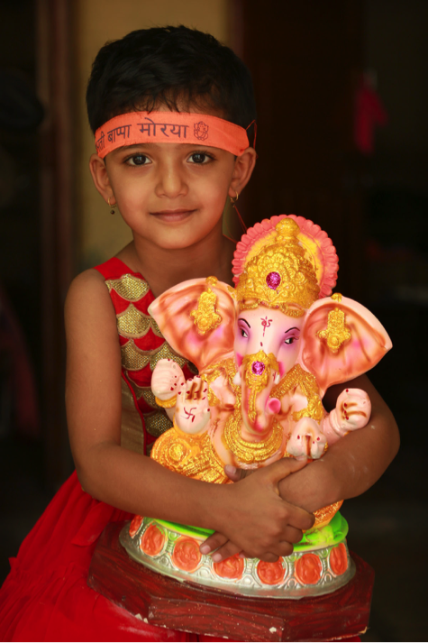 AmitV_Deshmukh's tweet photo. Majha Bappa!Embodying the special feeling for Lord Ganesha in this festival. 
#Latur #Ganeshotsav #ganpatibappamorya https://t.co/YnxEZNqkzT