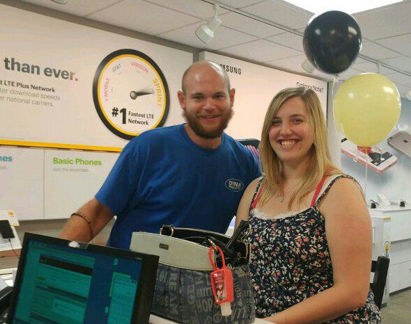 BasicMtp's tweet photo. I love to see the smiles. Another successful event! #SprintSaysUnlimitedThanks #NextToPixie @BasicPCS https://t.co/A2o7OL0cfg