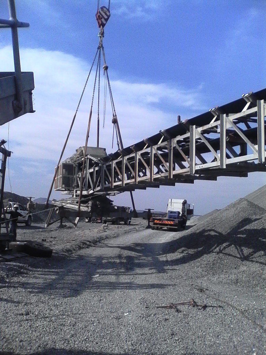 JJamessman's tweet photo. James and Grace Cranes and Rigging (Pty)ltd Heavy load lifting on the mining industry https://t.co/Zee3UvadmZ