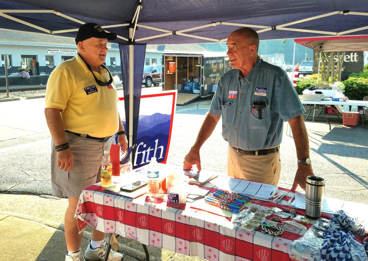 martinsvillegop's tweet photo. Huge support for @realDonaldTrump and @RepMGriffith at the Bassett Heritage Festival! #TrumpPence16 #MorganGriffith https://t.co/fi7ZHmW9G0