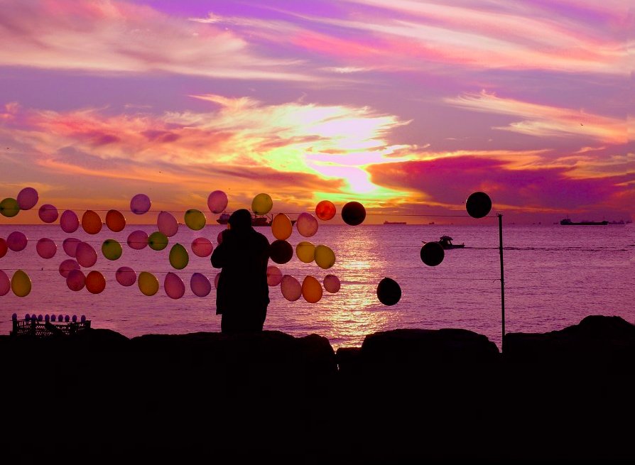 Günbatımında Kadıköy sahil