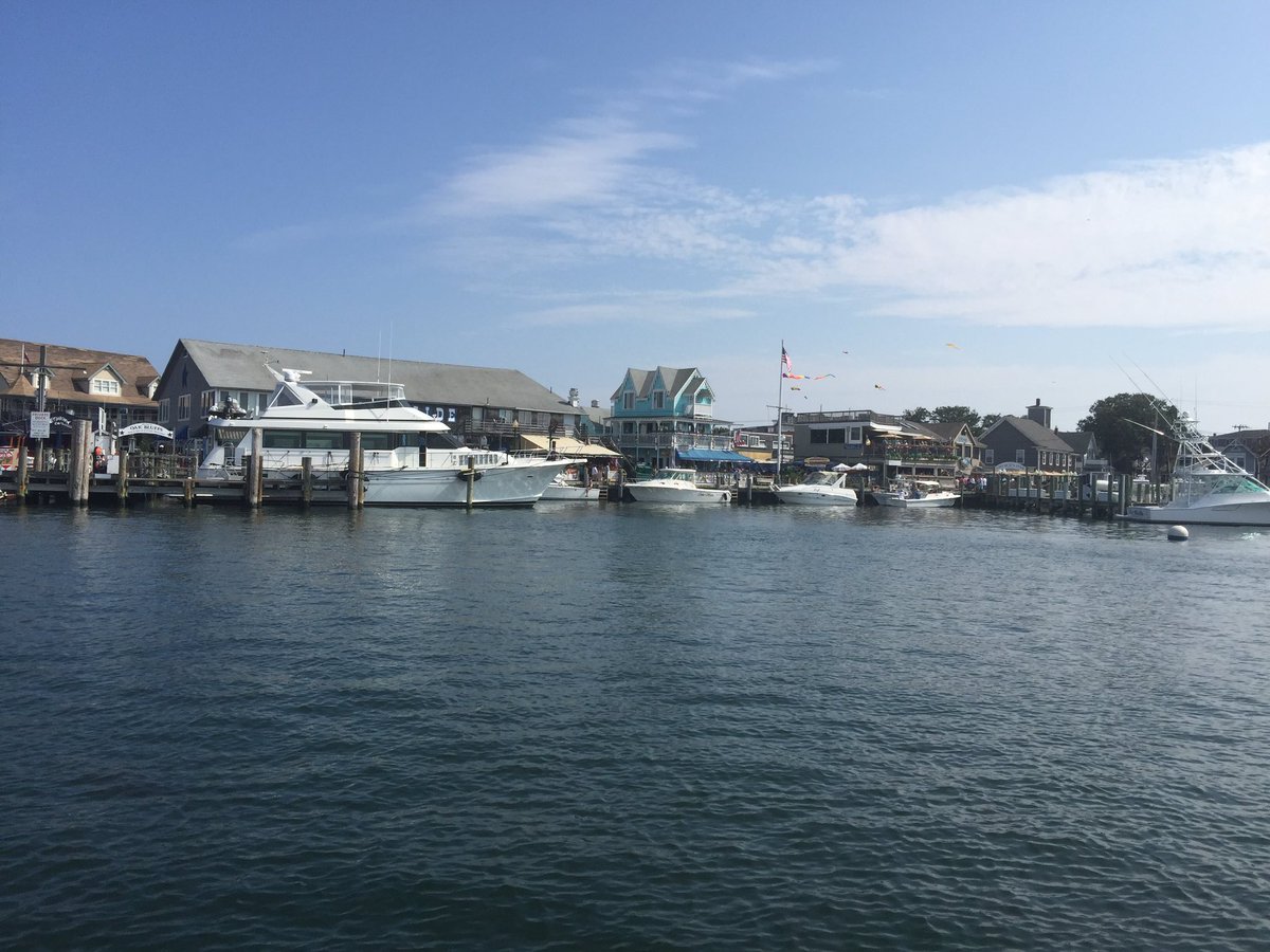 Coming into OB

#MarthasVineyard