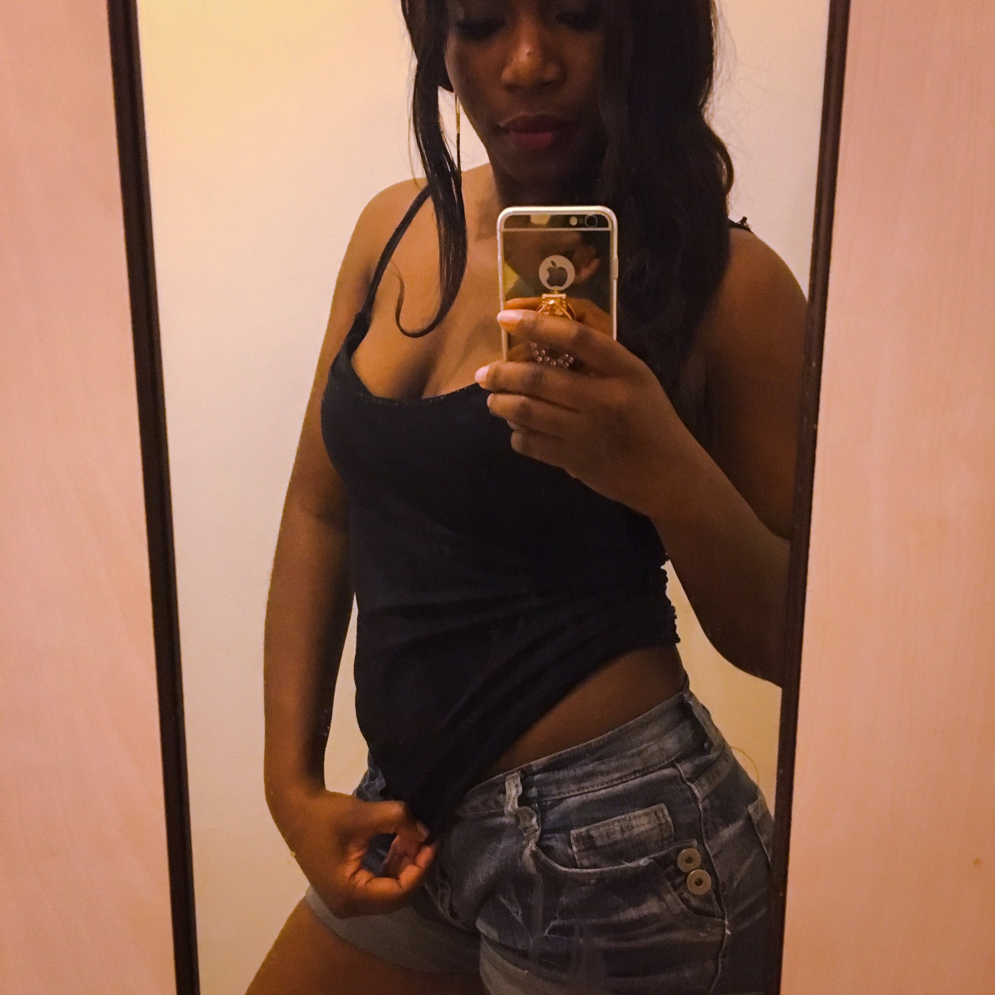 SuperNova on X: Milf Twitter. t.coKh0K2izeII  X