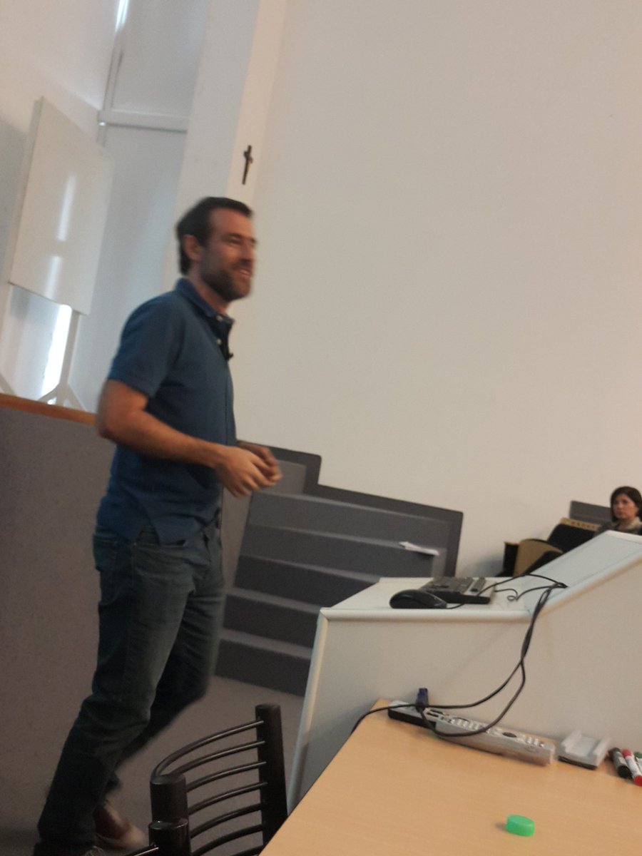 deboraslot's tweet photo. Habla @PabloHFiuza sobre soluciones tecnológicas para la inclusión #proyectodane cc @sindromedown @APAdeAAutismo https://t.co/iMn2IzxSDX