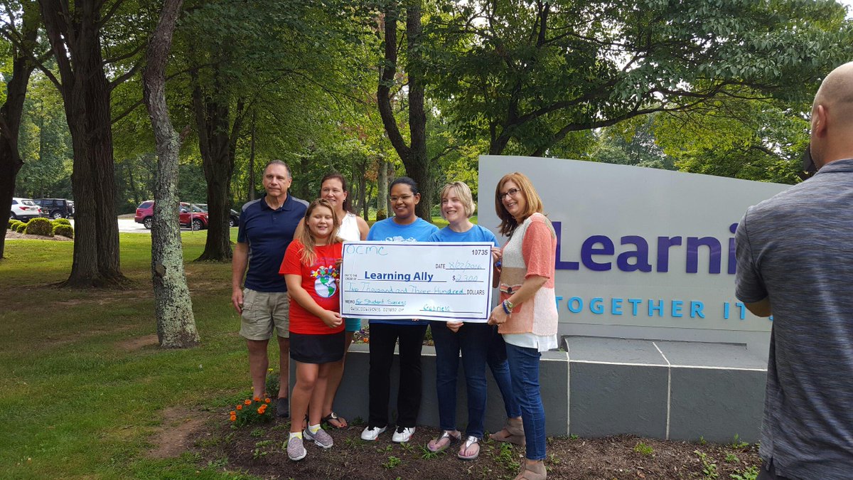 Learning_Ally's tweet photo. 11 yr Learning_Ally YES! Member Gabriela presents money SHE raised to help other kids! #KidPower #dyslexia #Kid2Kid https://t.co/Ow5gOVWKf4
