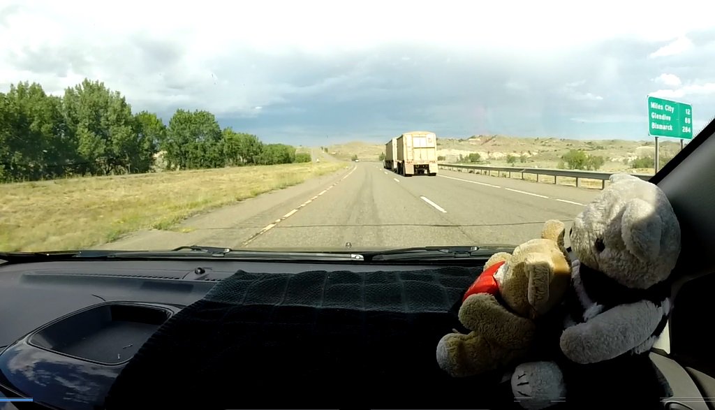 TedMcBear's tweet photo. #Travelling #Bears cruising east on #Interstate94 on our way to #Glendive #Montana. Love the landscapes of Montana https://t.co/t7UJd8PIGA
