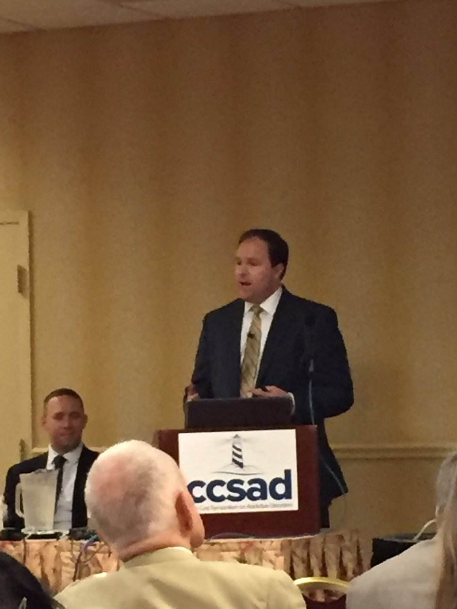 LairdTrey's tweet image. Great presentation by Dr John Douglas from Silver Hill #thelighthouseCT  #silverhillhospital