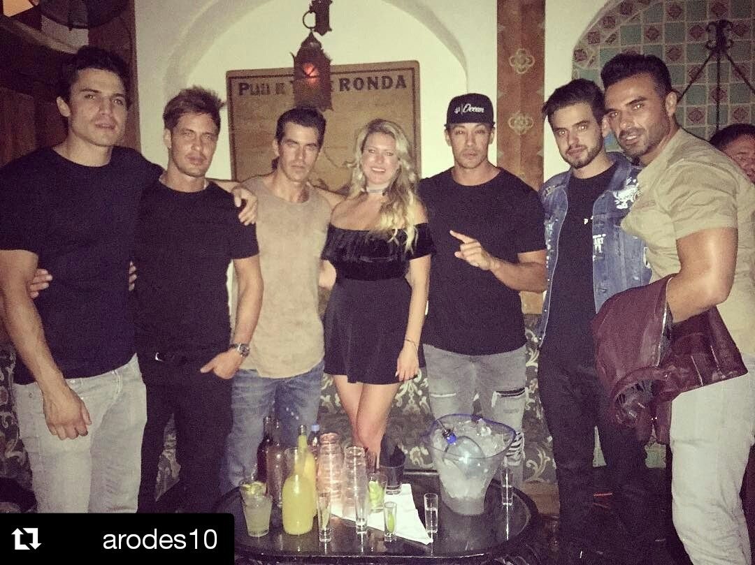 AlexGonzfItalia's tweet photo. #Repost @arodes10 with @repostapp
・・・
#newprojectscomingsoon #cookingupsomethinggood #westside https://t.co/Mt1XuB9seH