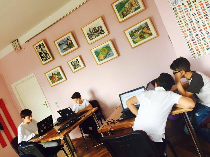 ISafaryan's tweet photo. Today's workshop was really productive and amazing!
#Wikipeda #Stepanakert #NKPeace https://t.co/JrqlT3JS2R