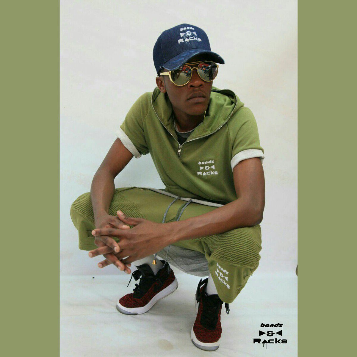 RaybanzSa's tweet photo. Bandz &amp; Rackz military kit now available order yours now limited stock
📱0625525650
We can stop fresh forever
#Banz https://t.co/BIcCGqVOQi