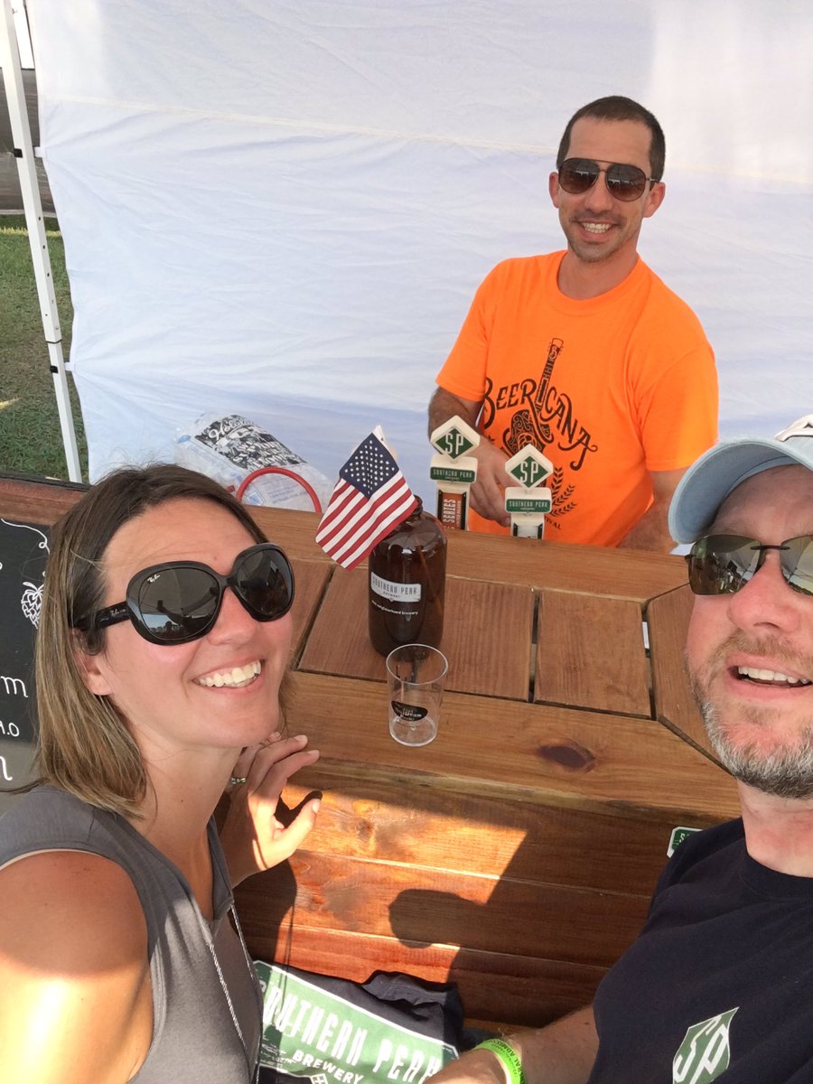 cwhit517's tweet photo. @SPBrewery great day at @beericana ! #ken #puffingdevil #southerncharm https://t.co/S9yPt34pGx