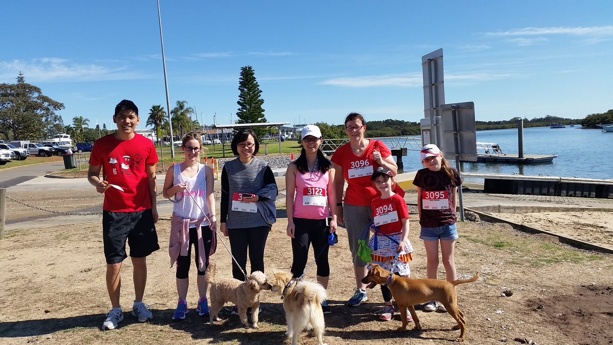 Rctseptember's tweet photo. #iconGroupAU Epic pmq out for the big red kidney walk. #whyiwalk https://t.co/5uQ8RARsJm