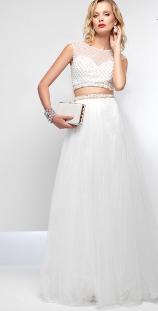 MuseBridal's tweet photo. Grad or Wedding, this gown is a win! #Grad2017 #MuseBridal #MuseBride #bdnmb #MuseGrad https://t.co/Pci0BTqfCB