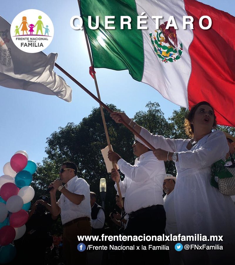CatolicosMX's tweet photo. Ríos de gente. Muchas gracias por su participación. #MarchaPorLaFamilia #DefendemosLaFamilia #NoTeMetasConMisHijos https://t.co/ZFfVJxR1uv