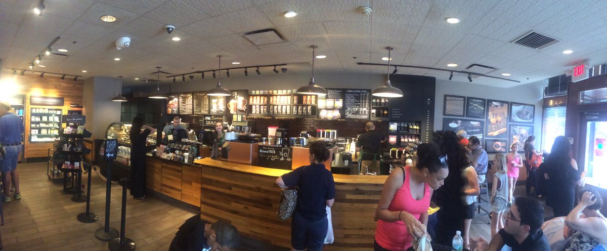 staggeringenius's tweet photo. #AndoverDay 2k16 #the885 stepping up for our town!  #tobeapartner #starbucks #andover #bestjob #workhardbenice https://t.co/mcW1Z81Zmq