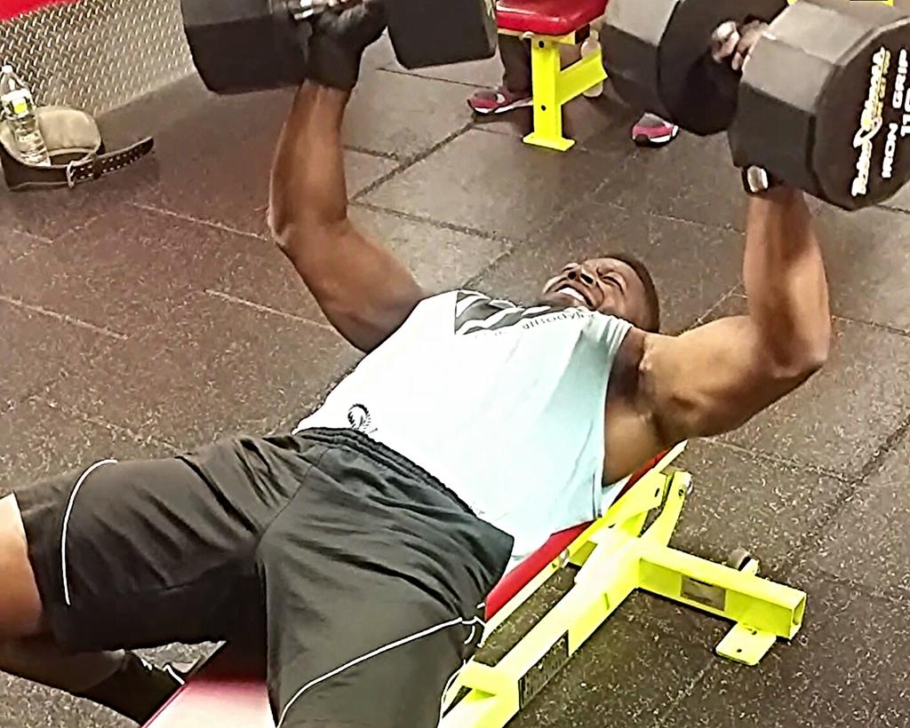 astroman0079's tweet photo. #NineToFiveFitness @MissAllySpoon @FM_Daily @GAINSCITY @UGainz @NaturalBodyInc @RichPiana @5PercentNutri @_Fit4Lyfe_ https://t.co/KWDKnLHEET